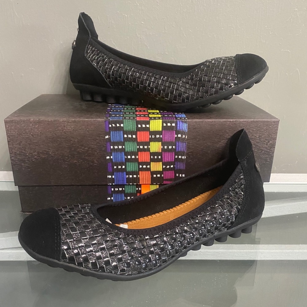 Bernie Mev Bella Me Silver Black Patent Woven Ballet Flats Size 38 NEW